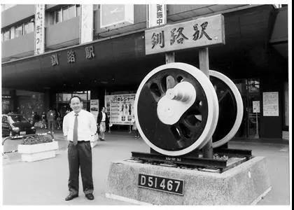 含泪活着,上海一家三口人的惊人奋斗史,感动了整个日本 含泪活着,上海一家三口人的惊人奋斗史,感动了整个日本