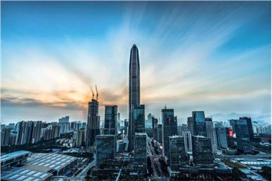  侠客岛：深圳是要取代香港吗？