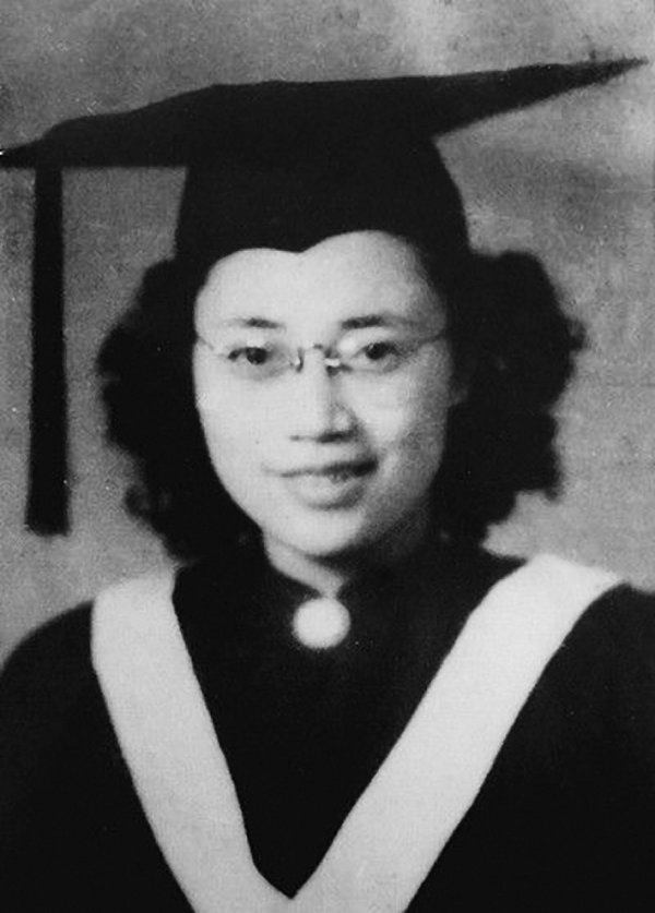 1982年，台湾一老人带着骨灰来北京，惊动中央：4天后葬入八宝山