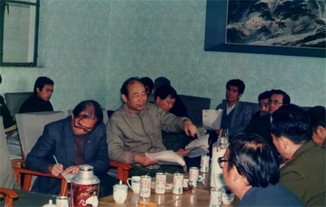 高伯龙：穿5元背心搞上亿研究，42年负重前行，打破西方技术封锁