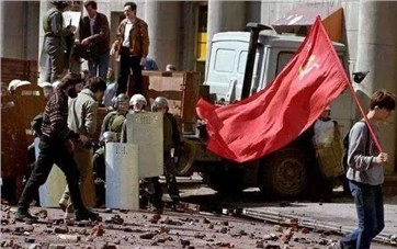 美国和西方是怎样搞垮苏联的？