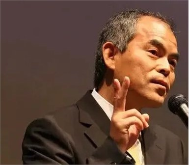 诺奖得主：东亚教育是浪费时间，所有人都深受其苦