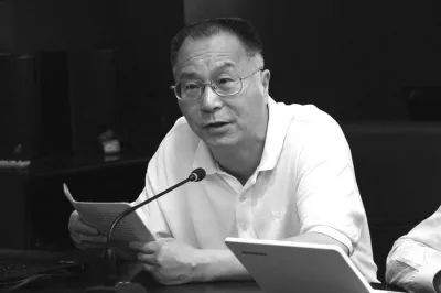 当我们自己慢慢变老时，能给下一代留下什么？