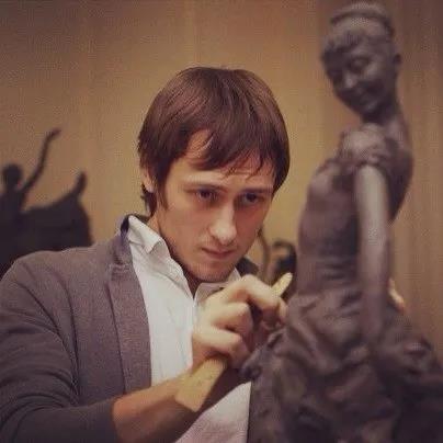 俄罗斯最硬核姐弟恋！首席芭蕾女王爱上年下“钢铁直男”：我就要陪你玩一辈子泥巴