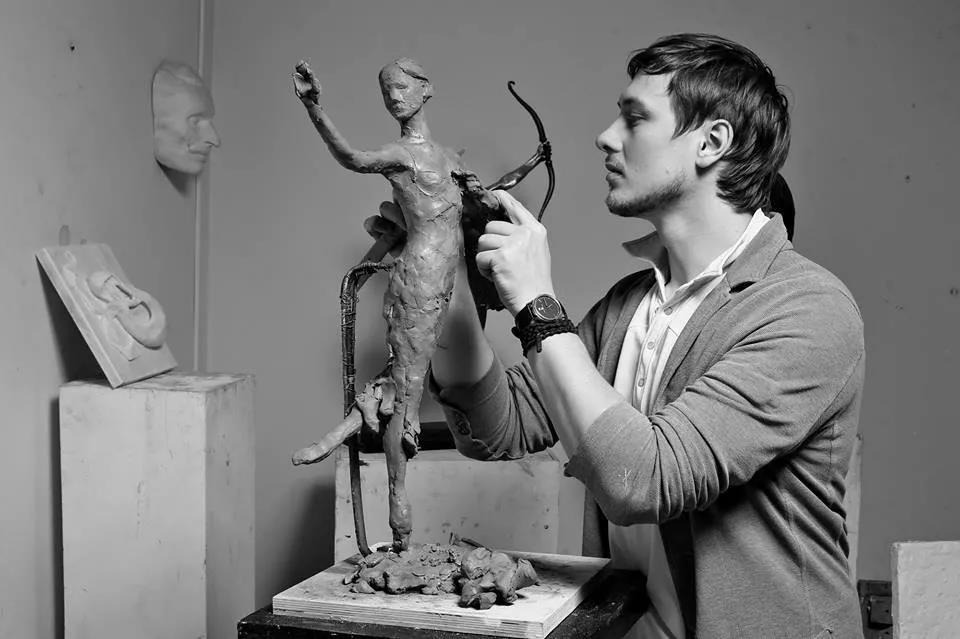 俄罗斯最硬核姐弟恋！首席芭蕾女王爱上年下“钢铁直男”：我就要陪你玩一辈子泥巴