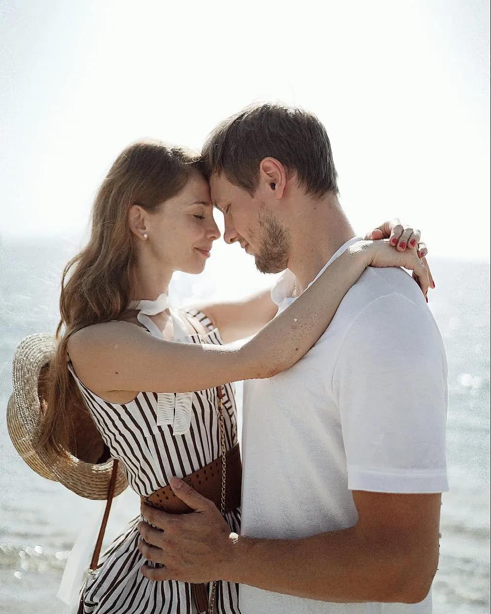 俄罗斯最硬核姐弟恋！首席芭蕾女王爱上年下“钢铁直男”：我就要陪你玩一辈子泥巴