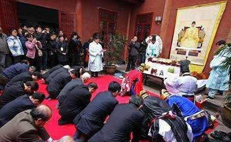 亡国后被流放到朝鲜的2位中国皇帝，结局迥异，子孙经常来华祭祖