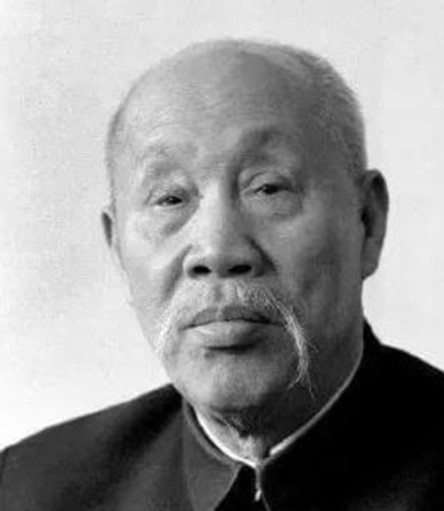 46年，美国上将在飞机上捡到我党特工信息，周总理：别慌，看我的