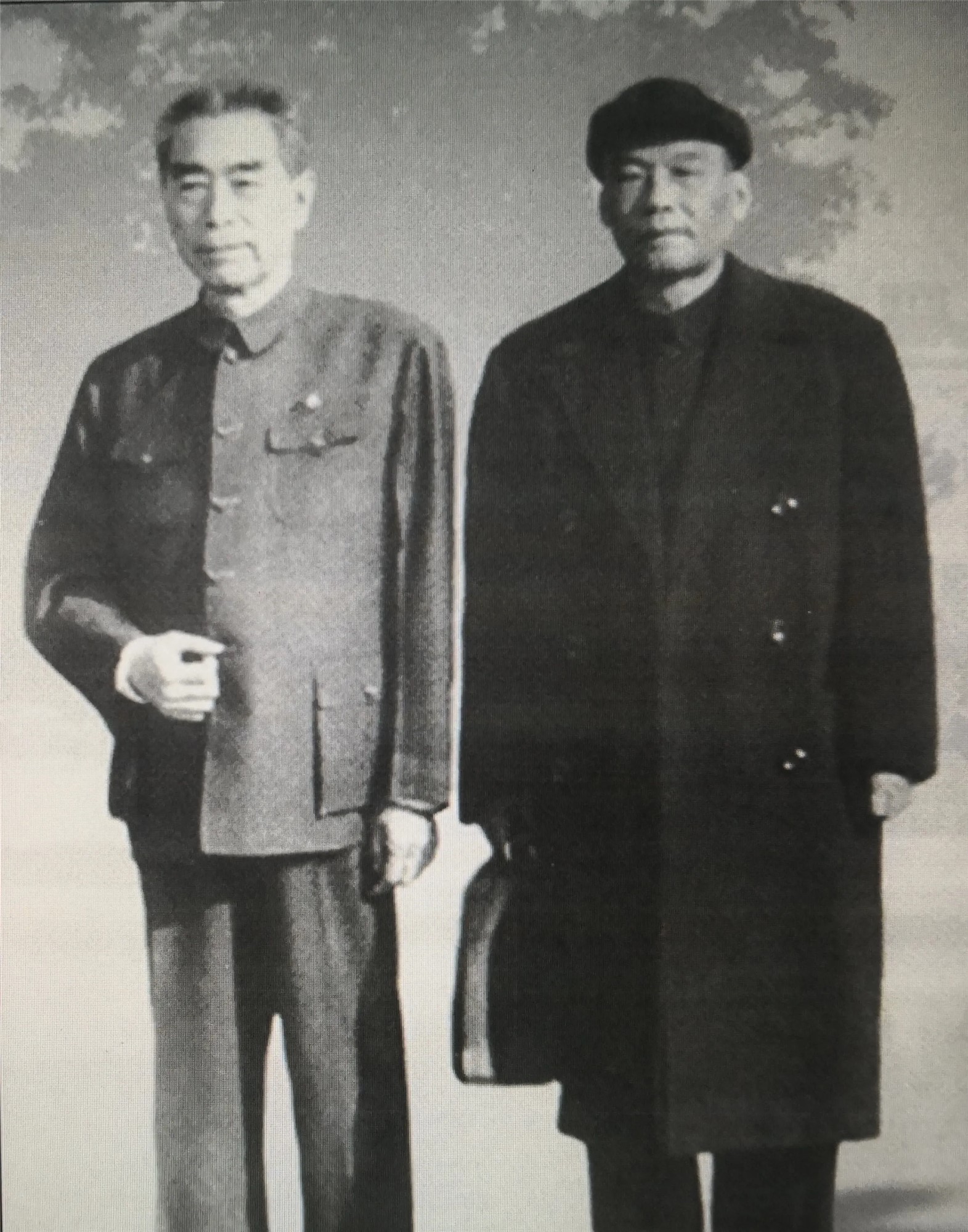 46年，美国上将在飞机上捡到我党特工信息，周总理：别慌，看我的