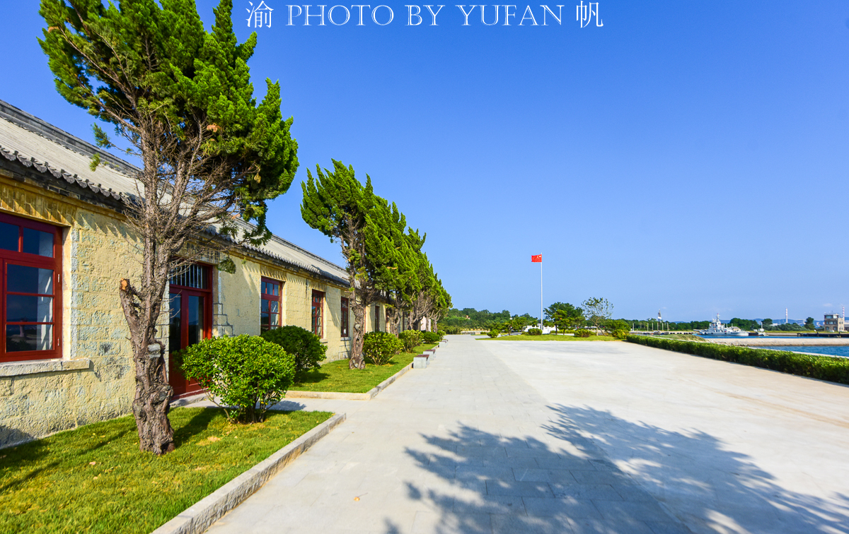 中国一个海岛两天三易国旗，年轻军官发出灵魂三问，国人应当自省