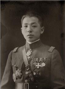 1950年，一妇女向中央询问牺牲丈夫身份，周恩来指示为其安排工作