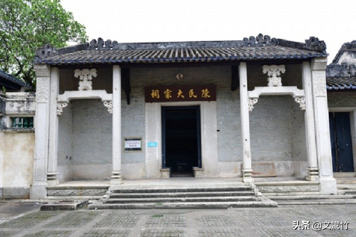 华侨富商娶外国公主生十六个孩子，儿子做了省长孙子成为陆军少将