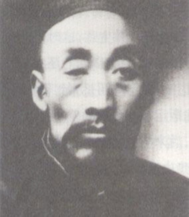 毛主席是始祖毛太华第20代子孙，毛太华是哪里人呢？