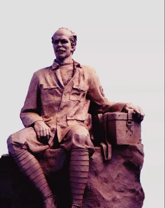 39年白求恩临终前，向聂荣臻提出要求：请给我的离婚妻子拨一笔钱