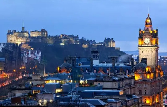 39年白求恩临终前，向聂荣臻提出要求：请给我的离婚妻子拨一笔钱