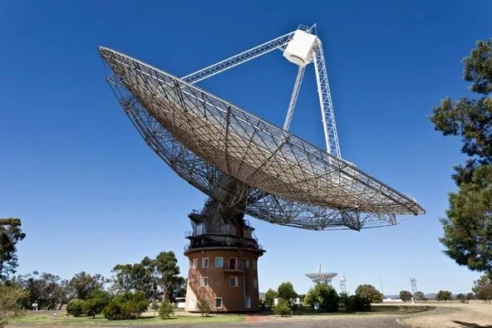 尴不尴尬？科学家追踪了17年的外星信号，竟然来自地球上的微波炉