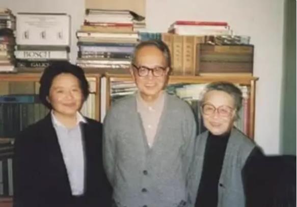 黄永玉：他们都死了，我还活着