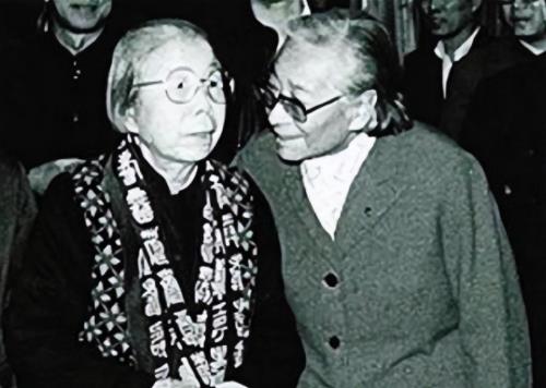 她是留美硕士，后官至副国级，享年106岁，曾以八个字评价毛主席