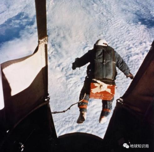 被击落的中国飞艇，究竟是啥东西？