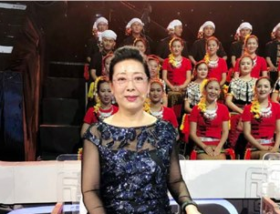 关牧村和王星军离婚33年后，她带儿子改嫁高官，他住美国至今单身