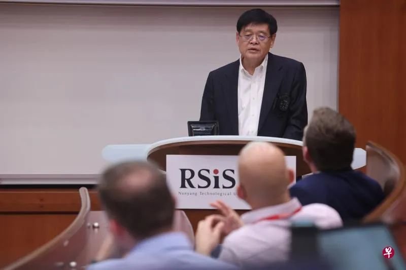 王缉思：我和一些决策者谈过，中国已对改善中美关系不抱期望