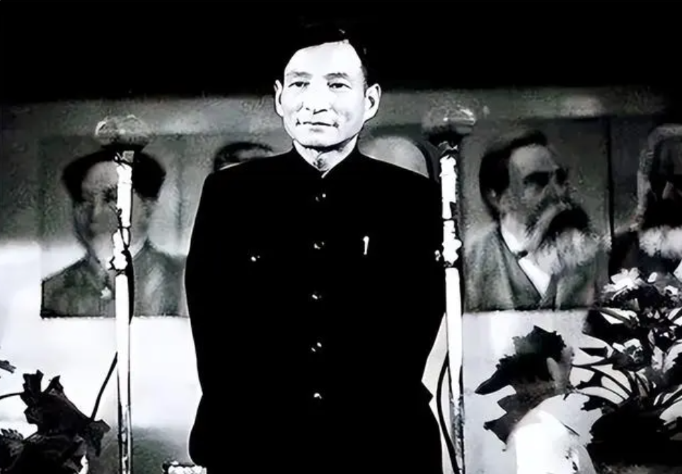 案例：博古弟弟靠两根金条起家，如今成世界500强，总资产过万亿