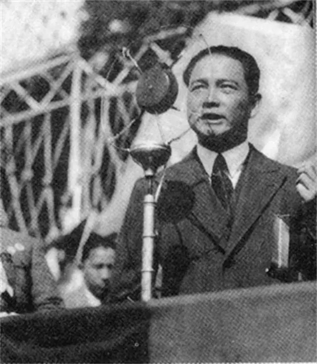 当年活捉蒋介石的孙铭九，在西安事变结束后，解放后怎样了？