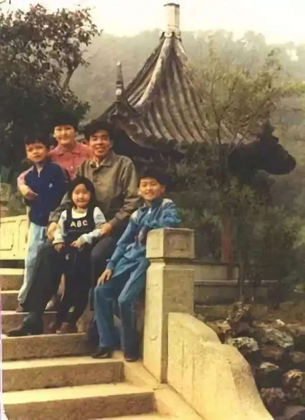 流亡3万里，活着熬到平反