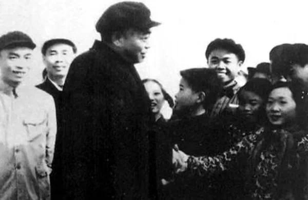 1962年七千人大会，刘少奇说所有人都可以平反，唯彭德怀同志不能