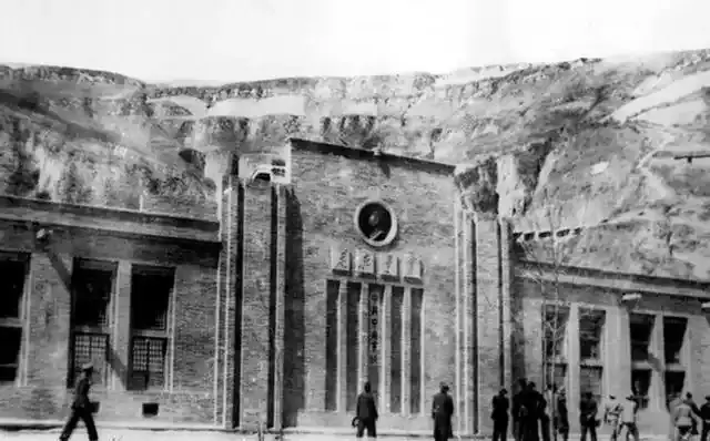 他因延安整风被错误处决，毛主席得知大为震怒，49年后终于平反昭雪