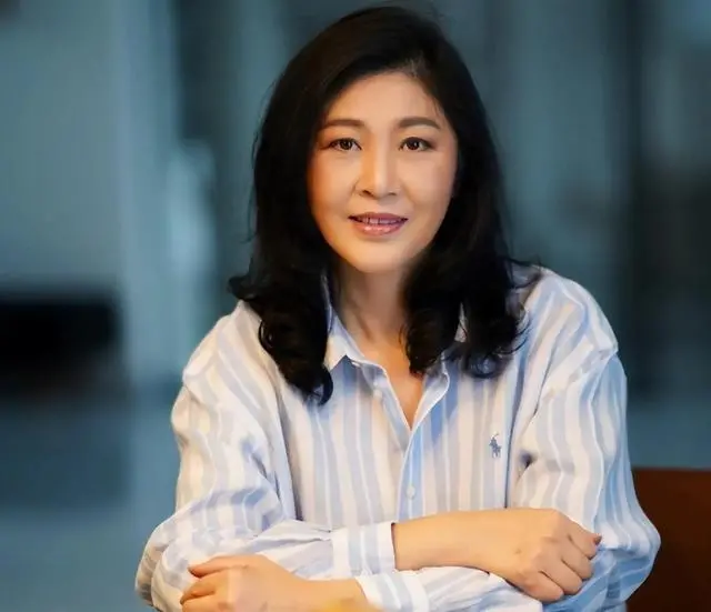 普京都惊叹：泰国流亡女总理变成中国公司董事长，其传奇让人称赞