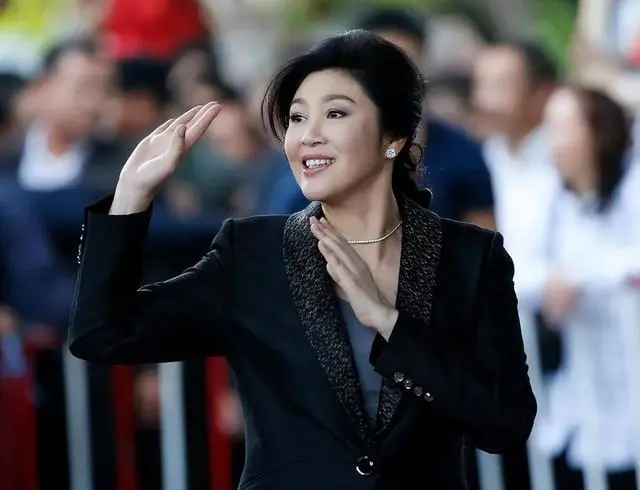 普京都惊叹：泰国流亡女总理变成中国公司董事长，其传奇让人称赞